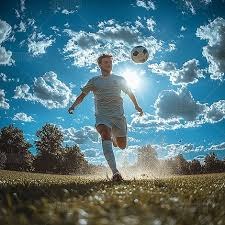 马卡：皇马此前已有报告分析赫伊森，球员也渴望为皇马效力